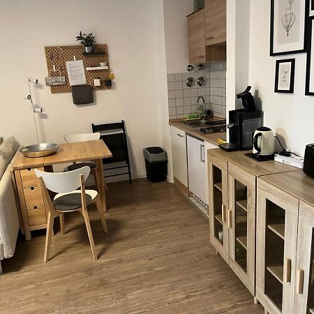 1 Zimmer Wohnung mit der Terrasse in der Innenstadt Wiesbaden Exterior foto