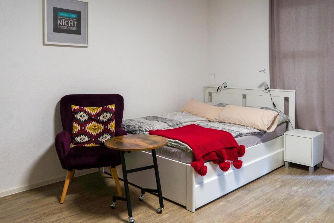 1 Zimmer Wohnung mit der Terrasse in der Innenstadt Wiesbaden Exterior foto