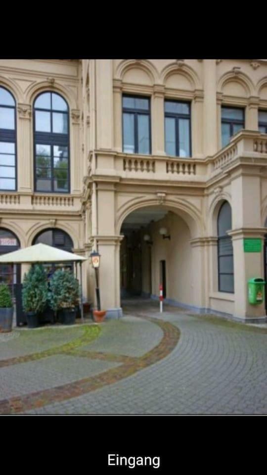1 Zimmer Wohnung mit der Terrasse in der Innenstadt Wiesbaden Exterior foto